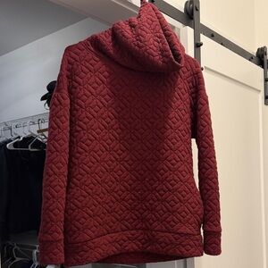 GAP Quilted Maroon Hoodie